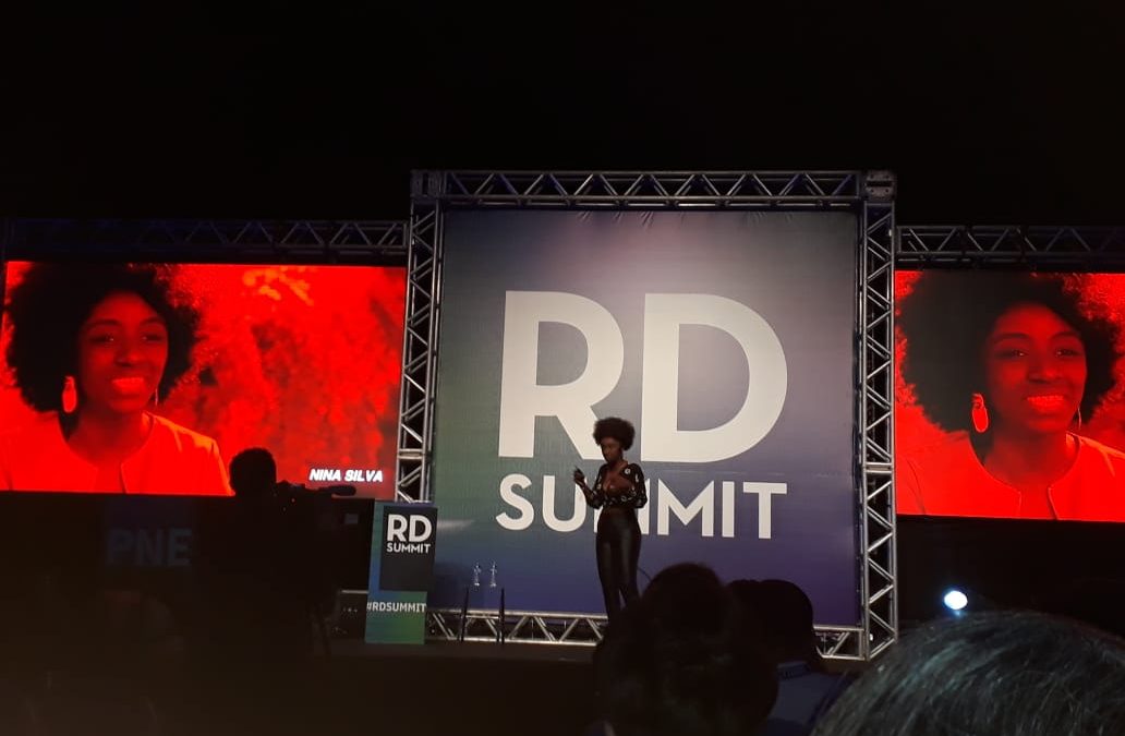Nina Silva fala sobre tecnologia para todos no RD Summit
